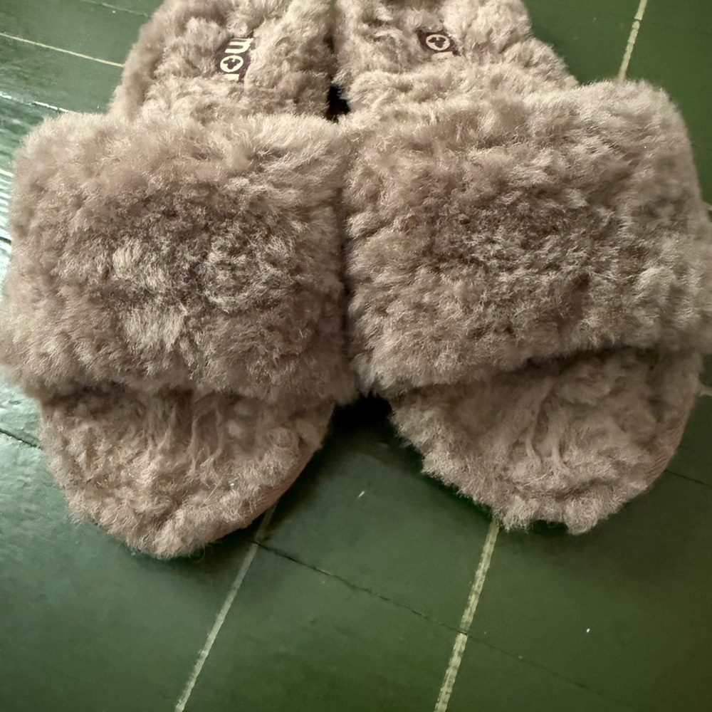 Mou Sheepskin Fur Slide Slipper in Elephant Grey - Picture 4 of 5